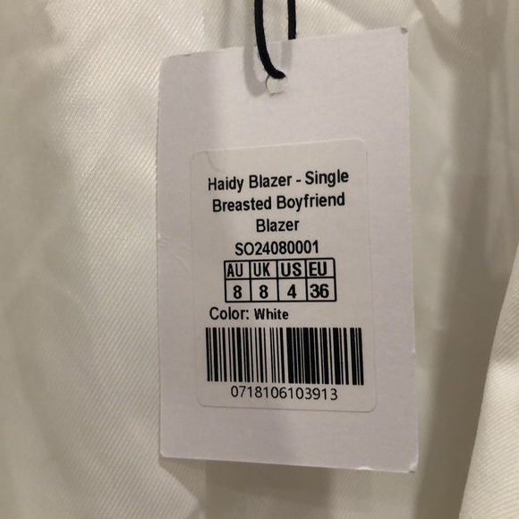 Showpo NWT Haidy Single Breasted Boyfriend Blazer in White 🤍🤩 - Picture 9 of 14